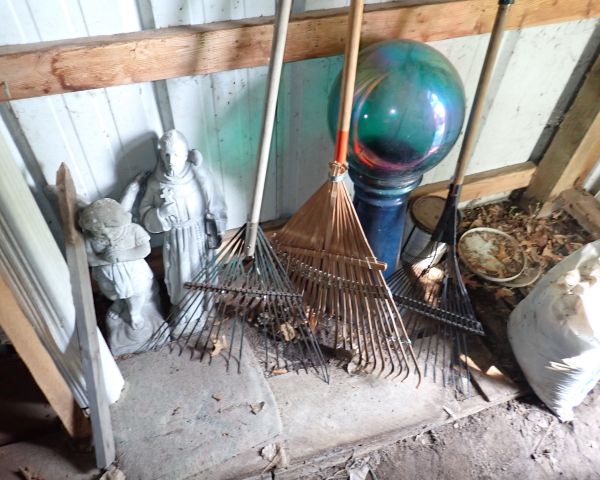 Auction listing photo