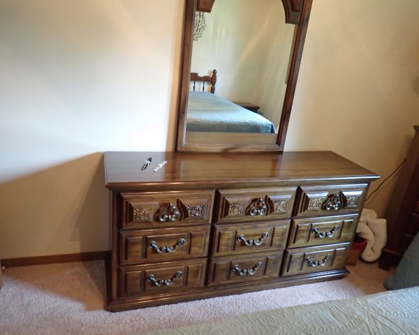 Auction listing photo