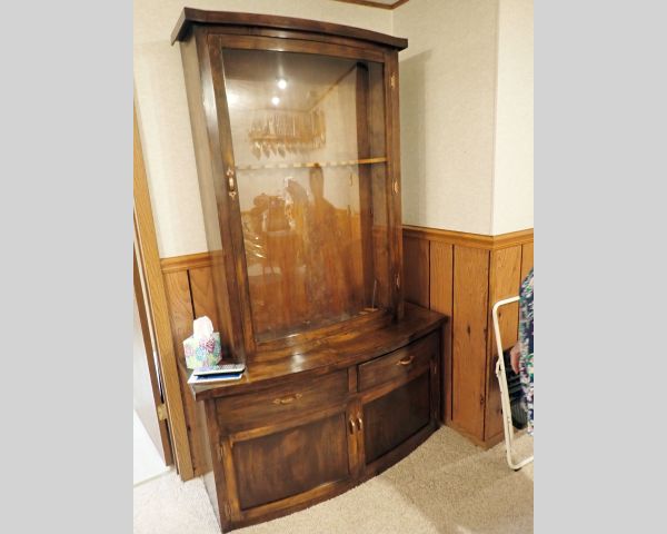 Auction listing photo