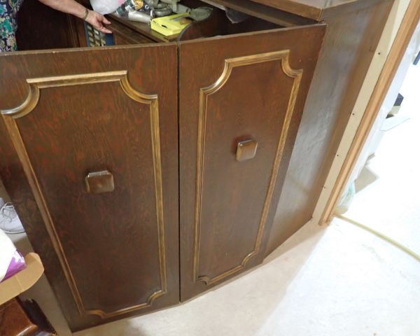 Auction listing photo
