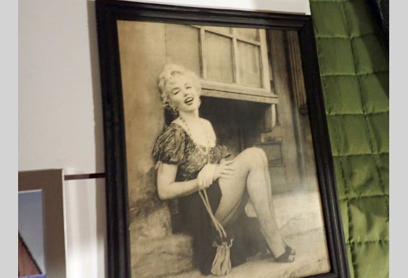 Auction listing photo