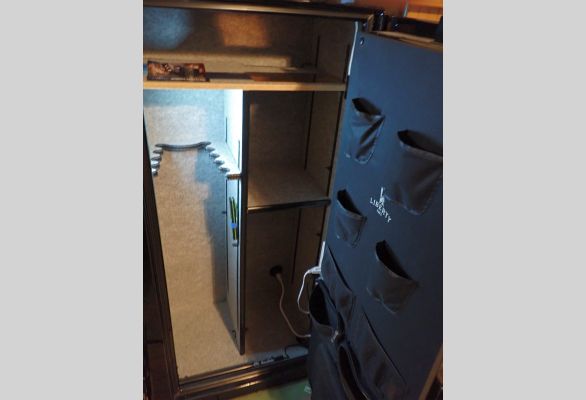 Auction listing photo