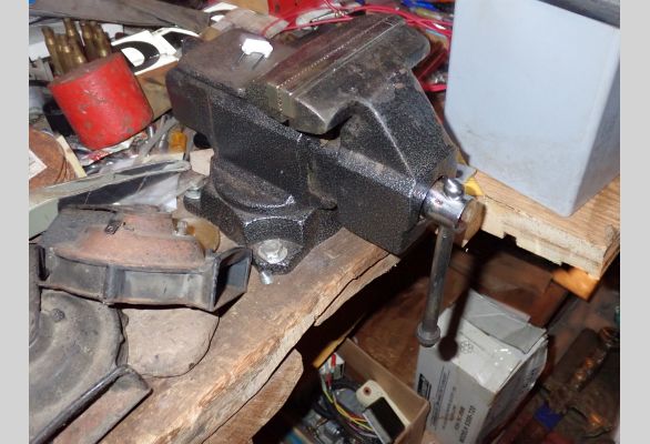 Auction listing photo