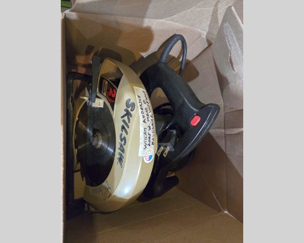 Auction listing photo