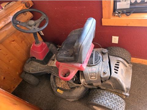 Auction listing photo