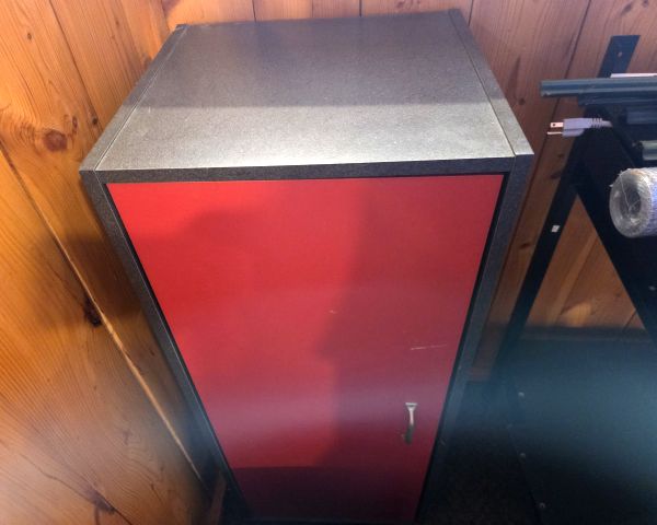 Auction listing photo