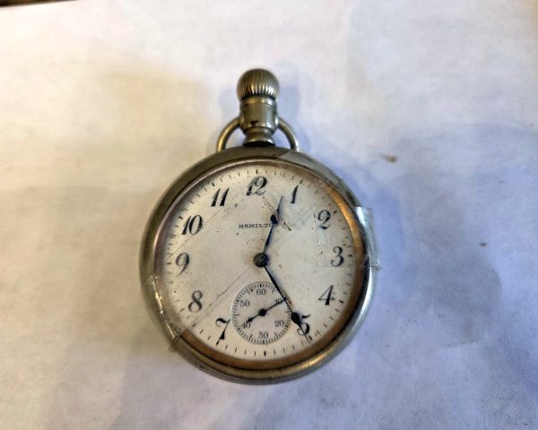 Auction listing photo