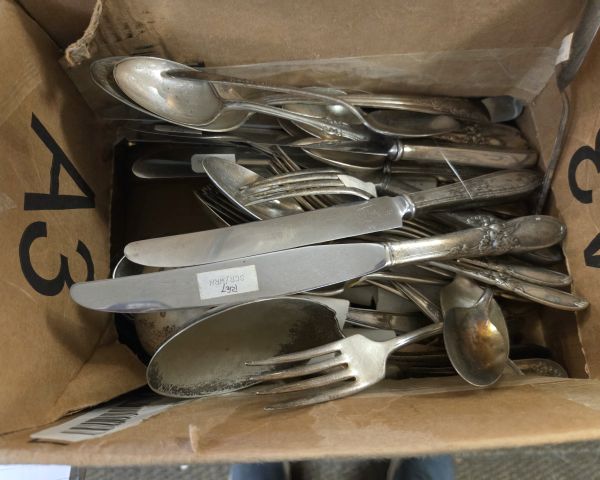 Auction listing photo