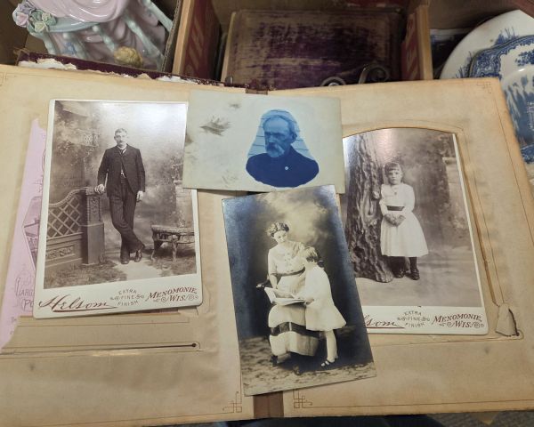 Auction listing photo