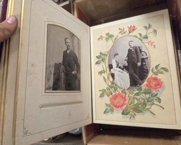 Auction listing photo