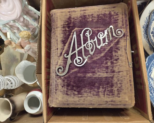 Auction listing photo