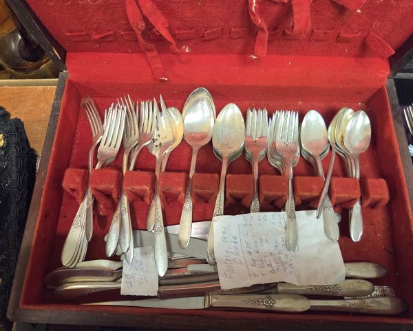Auction listing photo