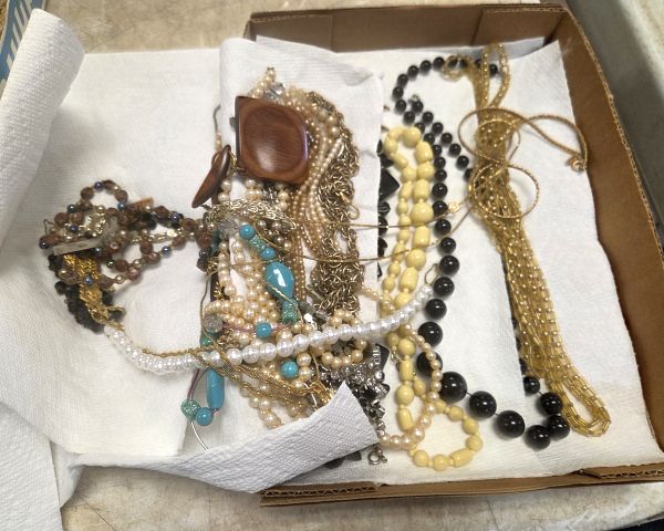 Auction listing photo