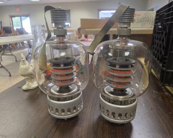 Auction listing photo