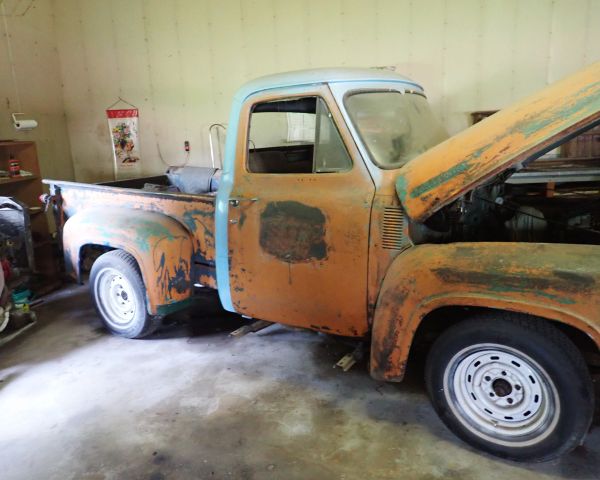 Auction listing photo
