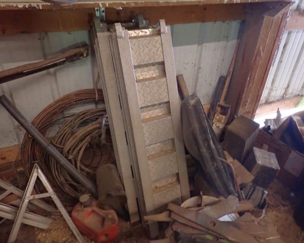 Auction listing photo