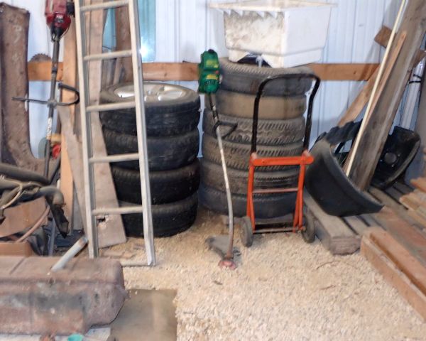 Auction listing photo