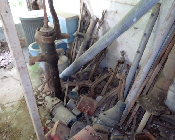 Auction listing photo
