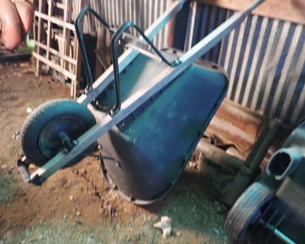 Auction listing photo