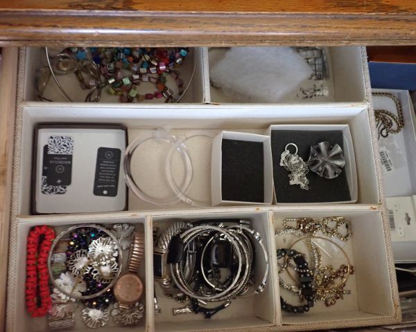 Auction listing photo