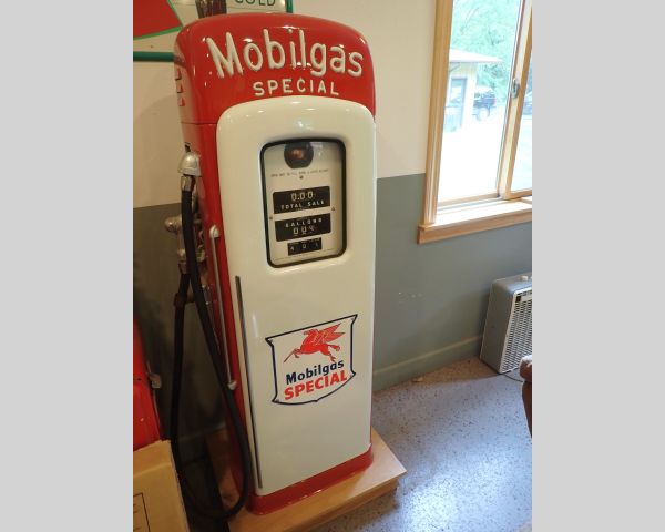 Auction listing photo
