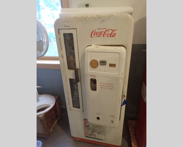 Auction listing photo
