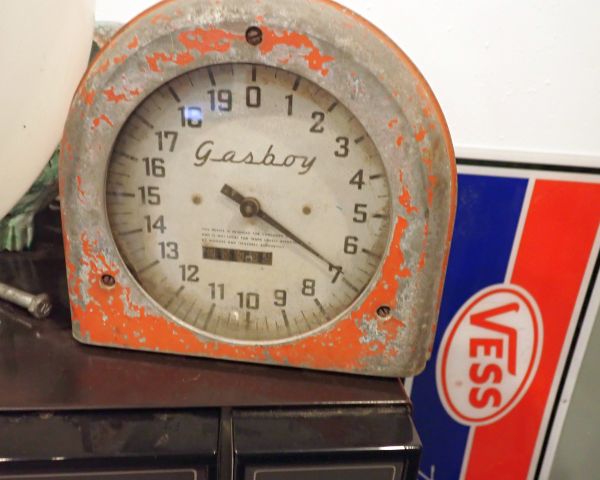 Auction listing photo