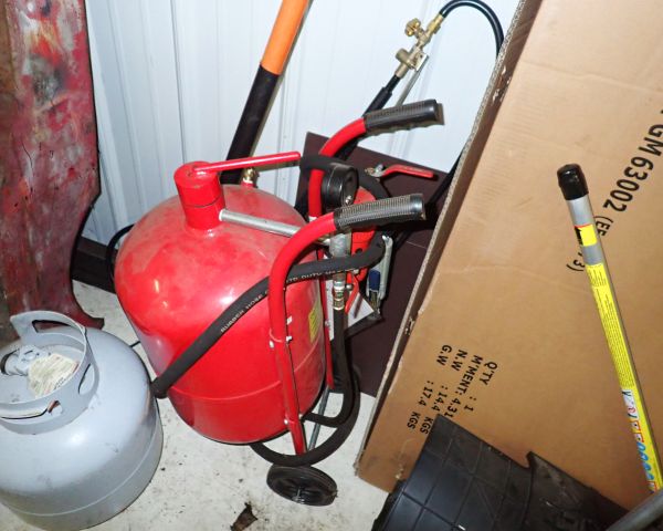 Auction listing photo