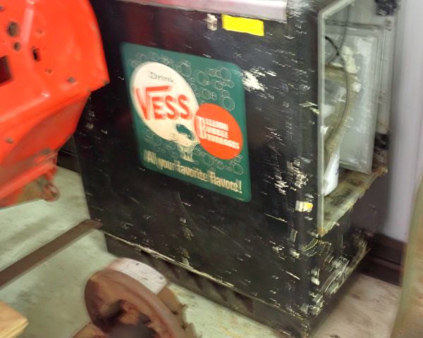 Auction listing photo