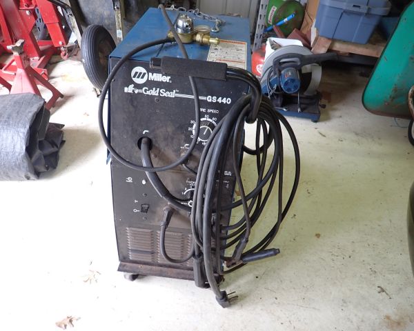 Auction listing photo