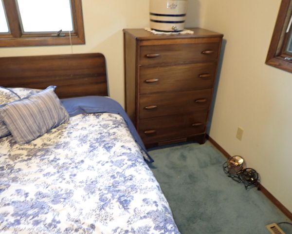Auction listing photo