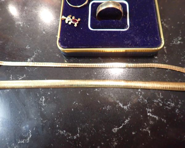 Auction listing photo