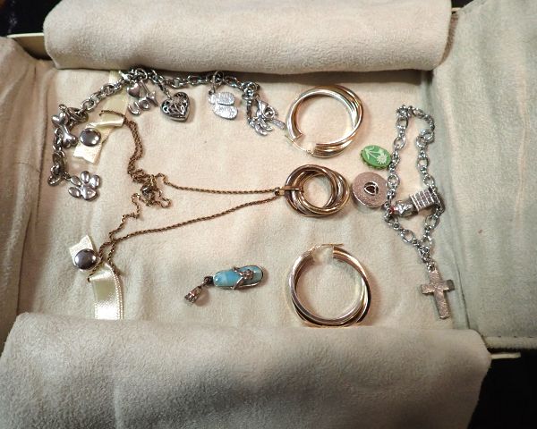 Auction listing photo