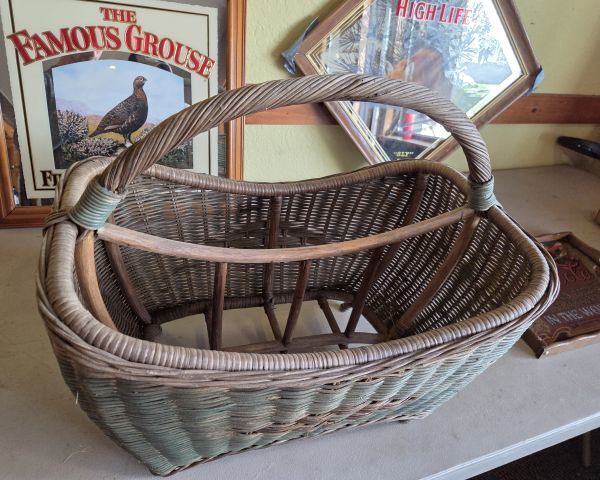 Auction listing photo