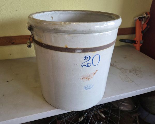 Auction listing photo