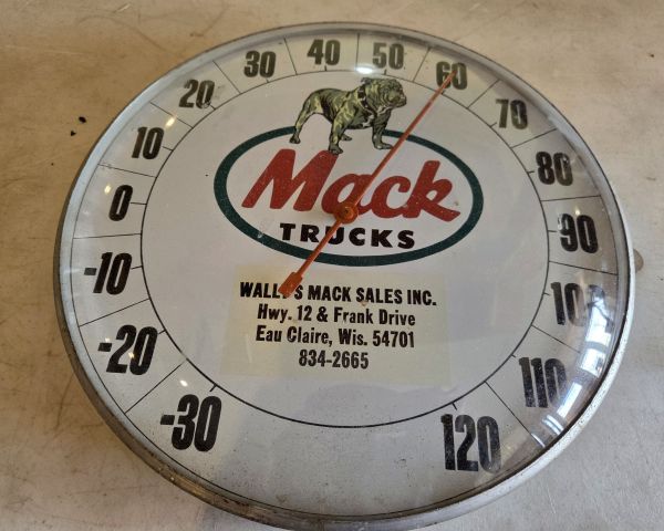 Auction listing photo