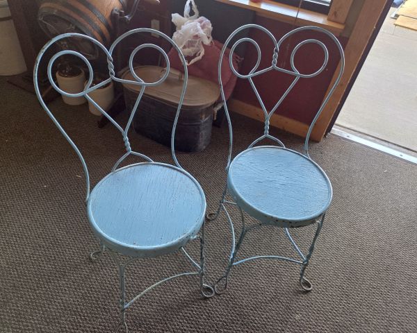 Auction listing photo