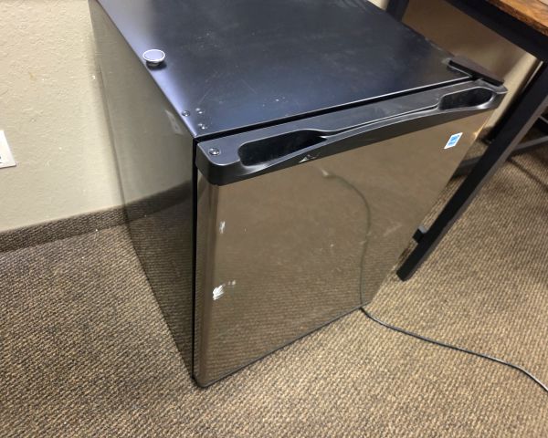 Auction listing photo