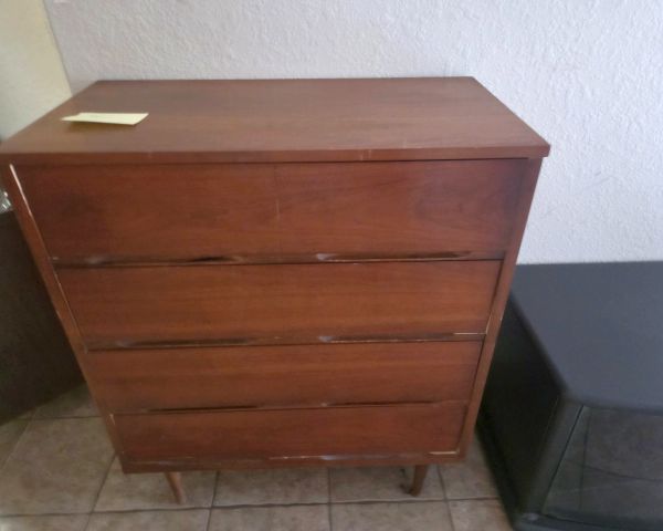 Auction listing photo