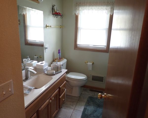 Auction listing photo