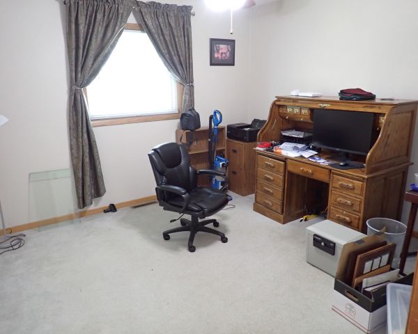 Auction listing photo