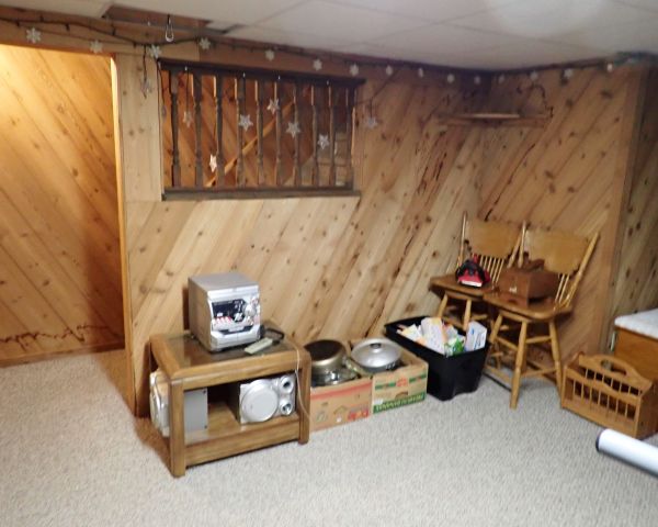 Auction listing photo