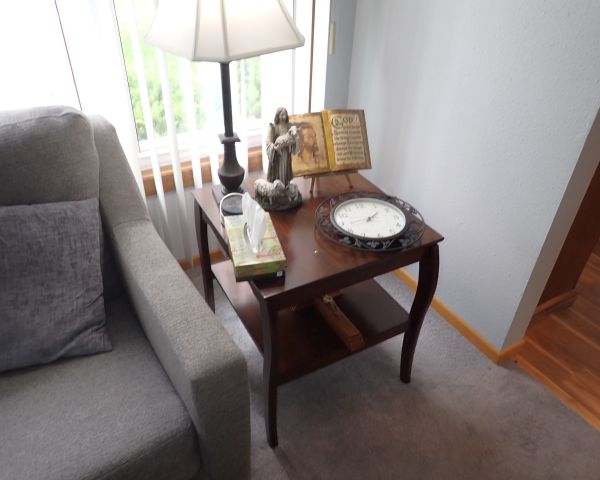 Auction listing photo