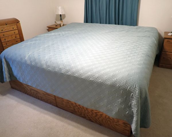 Auction listing photo