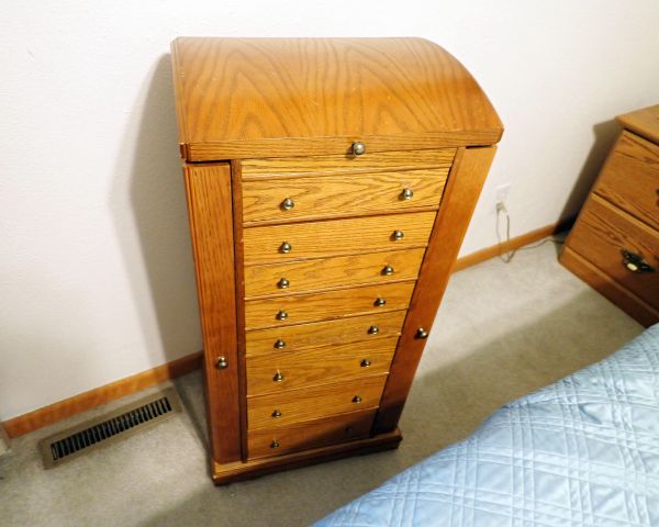 Auction listing photo