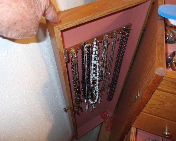 Auction listing photo