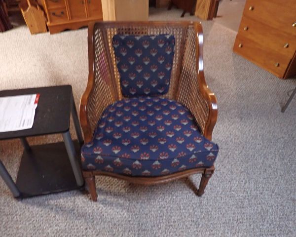 Auction listing photo