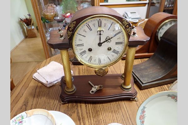 Auction listing photo