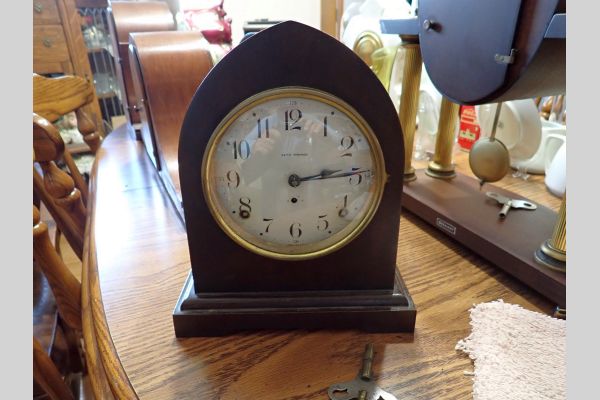 Auction listing photo