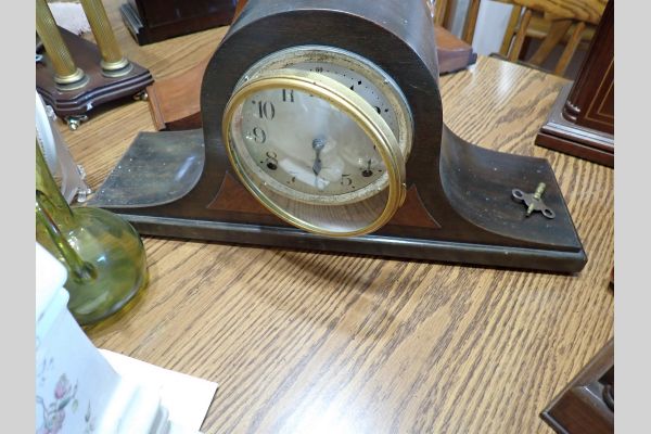 Auction listing photo